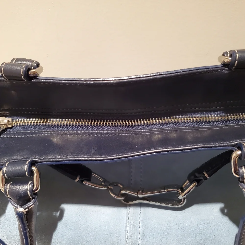 Coach Hampton Satchel - Picture 8 of 12